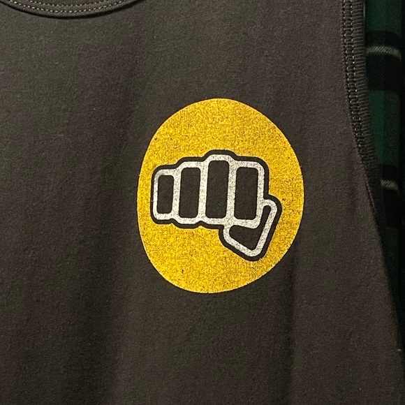 Cobra Kai TV show tank top - Picture 3 of 4